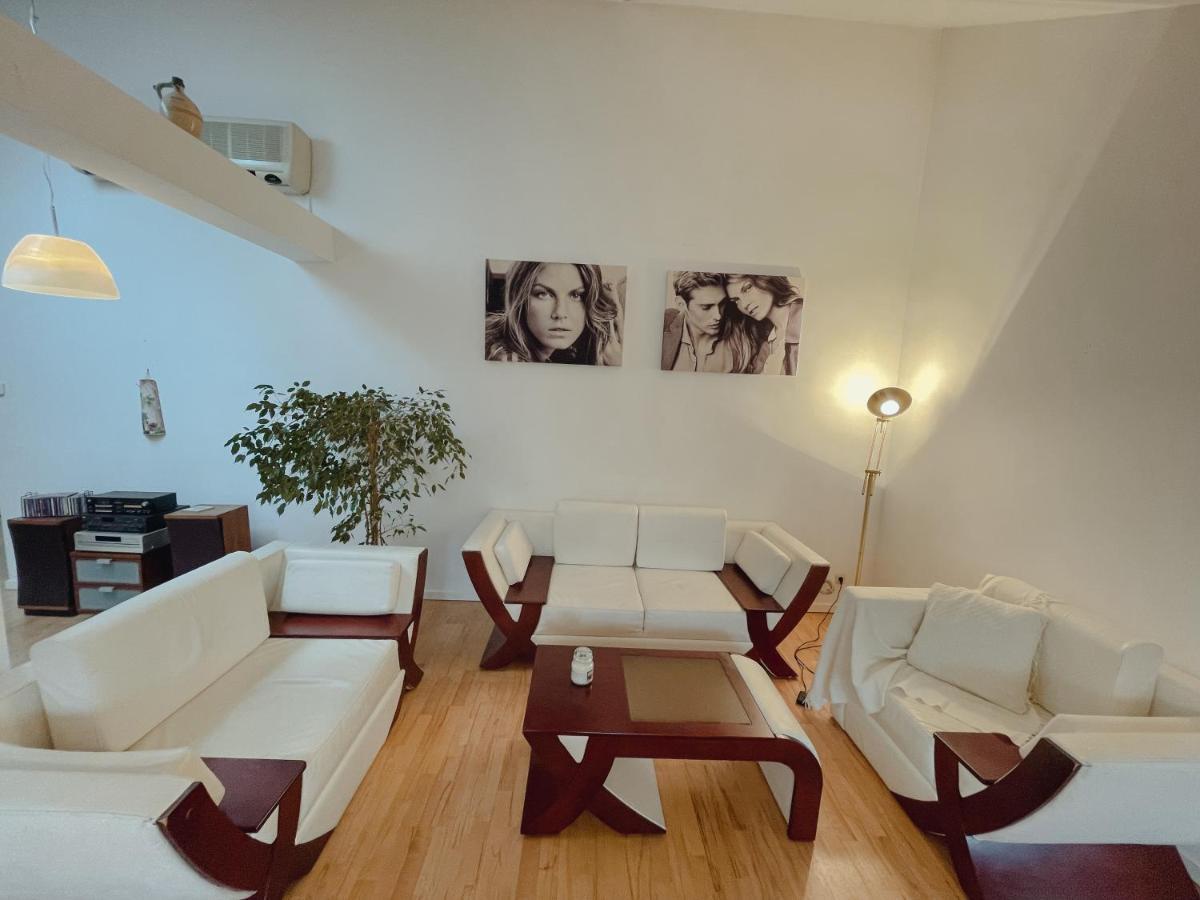 Luxury 150M2 Suite In Most Desirable Area Of Historic Central Vienna Luaran gambar